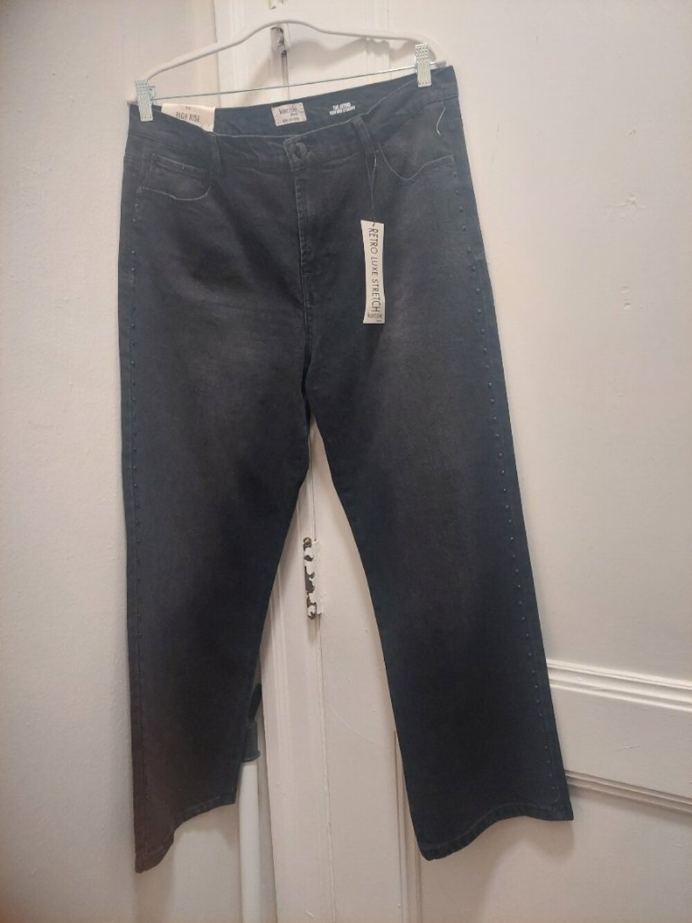 Kensie Jeans The Astrid High Rise Straight Black Denim Jeweled Jeans NWT 14 / 32